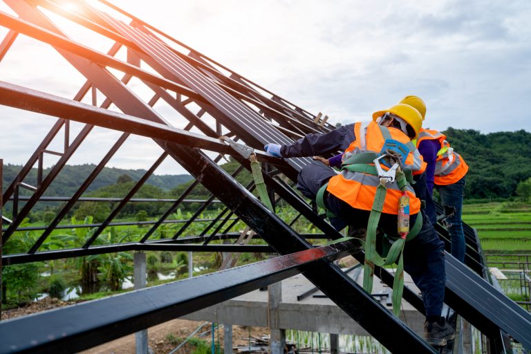 Saiba o que é o SESMT e seus impactos na Construção Civil